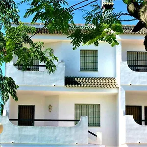 Chalet La Antilla-islantilla:vivienda Planta Alta - Vivienda Para 8-9 Personas A 400 M De La Playa, La Antilla